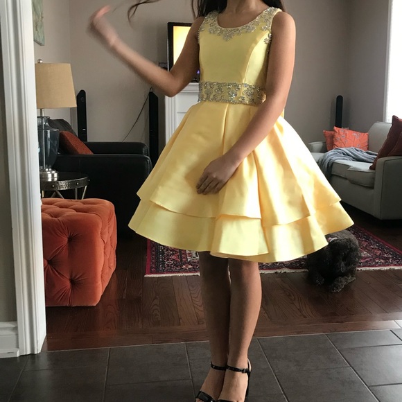 EUC Yellow Short Prom /Pageant Dress size 11 girls - Picture 5 of 6